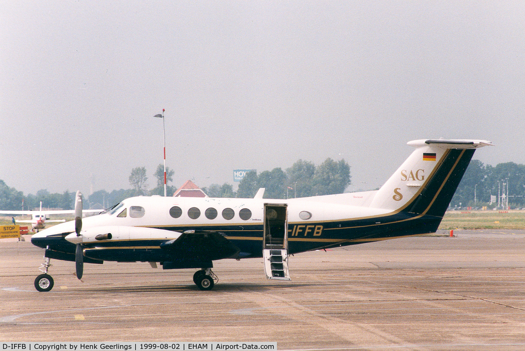 D-IFFB, 1993 Beech Super King Air 300LW C/N FA-224, Senator Aviation