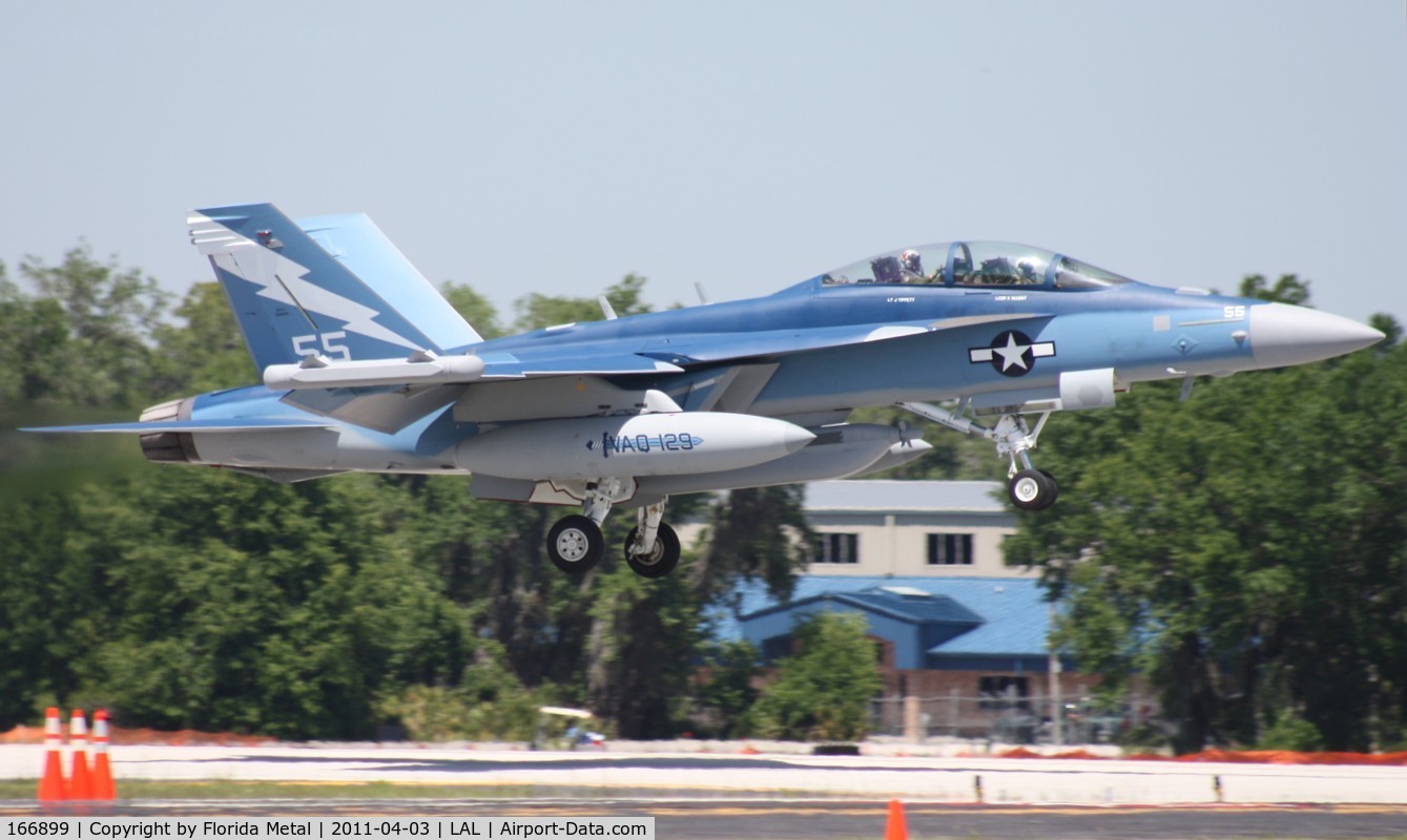 166899, Boeing EA-18G Growler C/N G-11, EA-18G Growler in retro colors