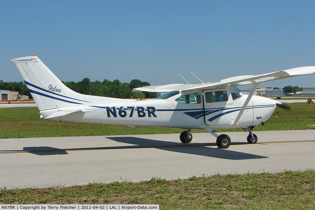 N67BR, 1973 Cessna 182P Skylane C/N 18261611, 2011 Sun n Fun at Lakeland , Florida