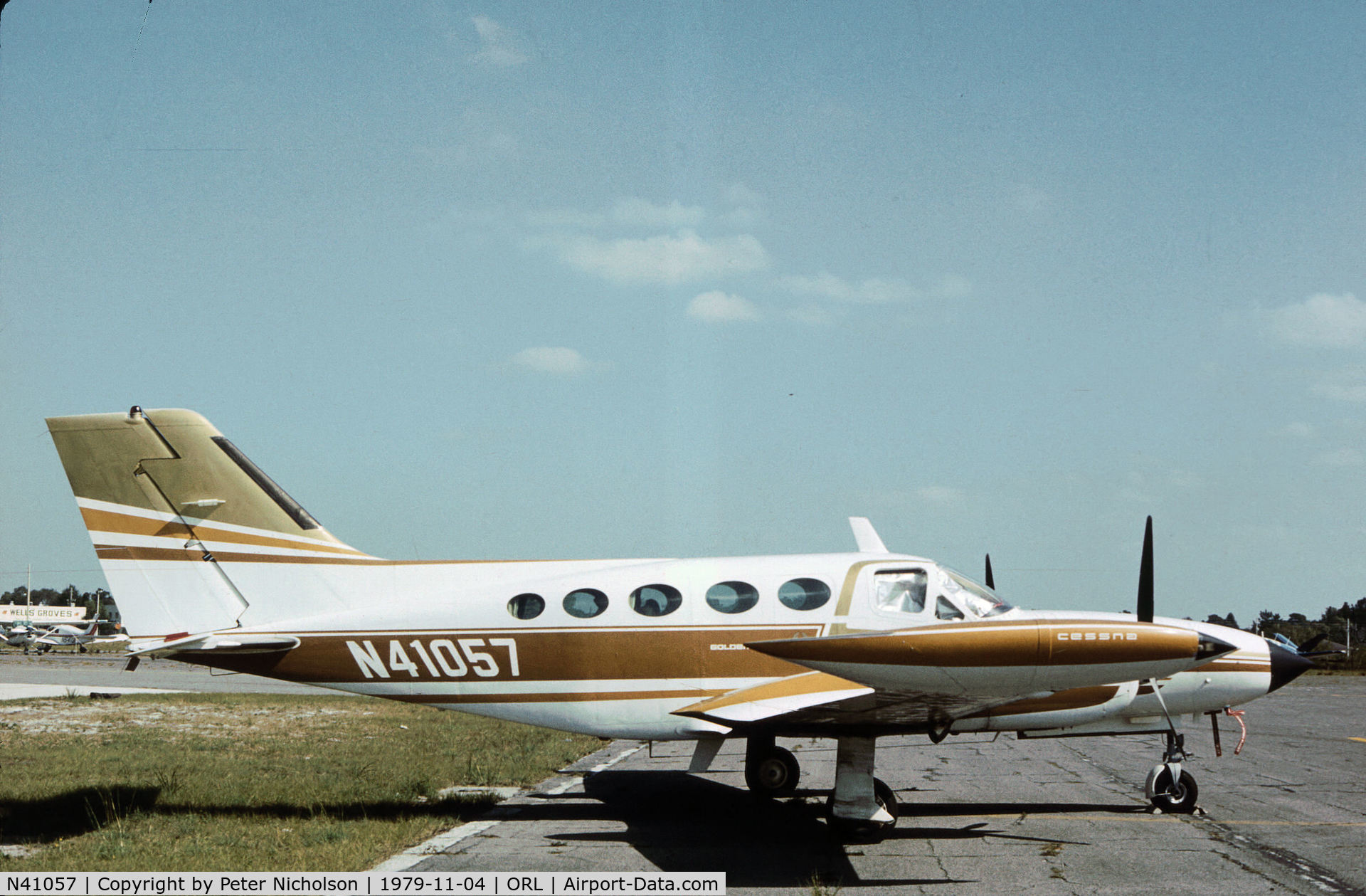 N41057, 1973 Cessna 421B Golden Eagle C/N 421B0423, Cessna 421B Golden Eagle seen at Herndon in November 1979.