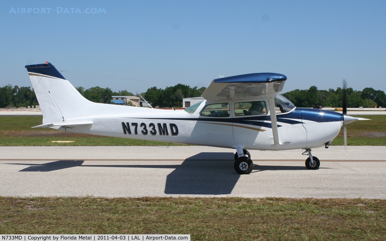 N733MD, 1976 Cessna 172N C/N 17268390, C172N