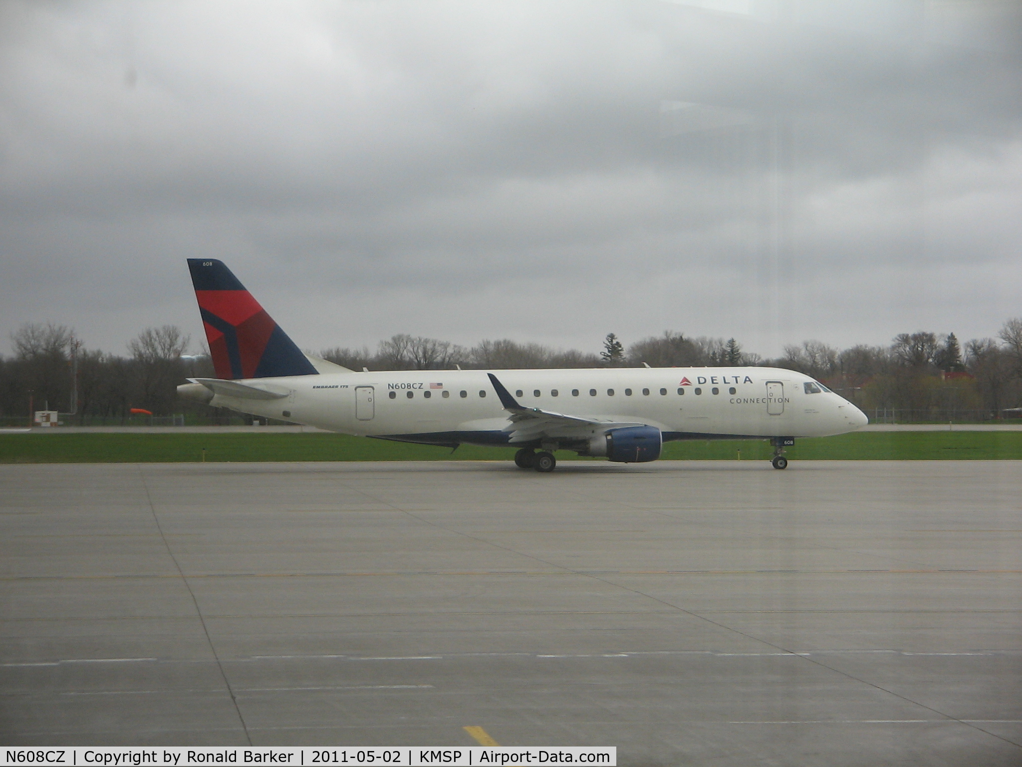 N608CZ, 2007 Embraer 175LR (ERJ-170-200LR) C/N 17000195, MSP, MN
