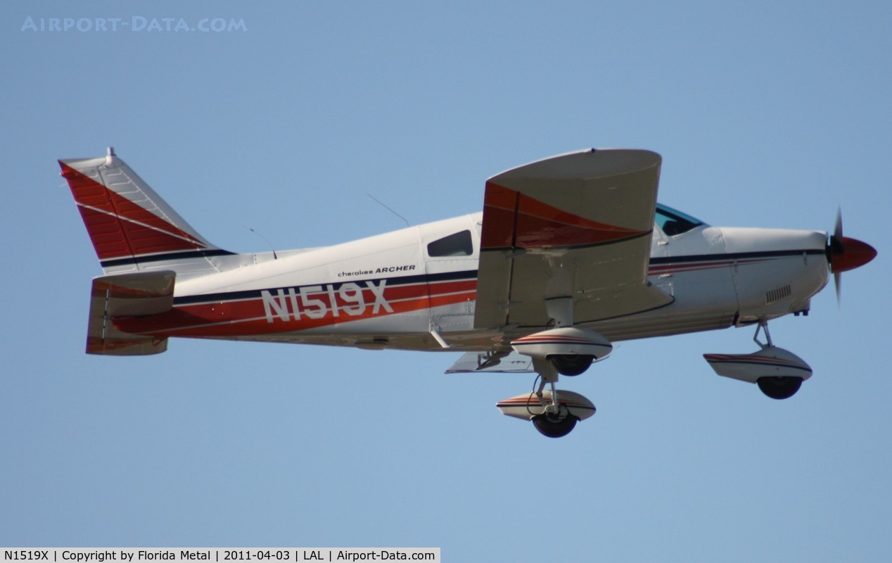 N1519X, 1975 Piper PA-28-180 C/N 28-7505238, PA-28-180