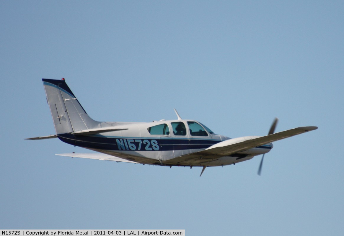 N1572S, 1962 Beech 95-A55 Baron C/N TC-316, Beech 55