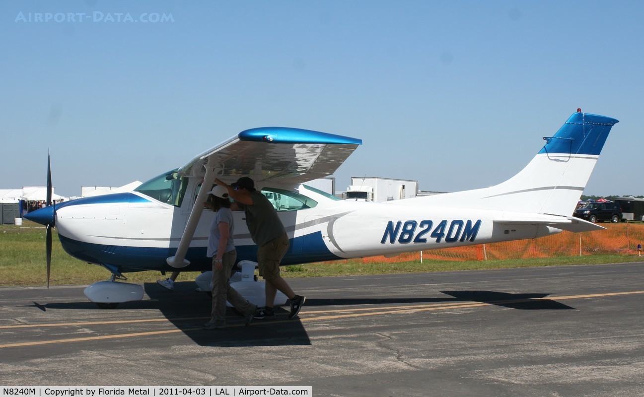 N8240M, 1976 Cessna 182P Skylane C/N 18264571, C182P