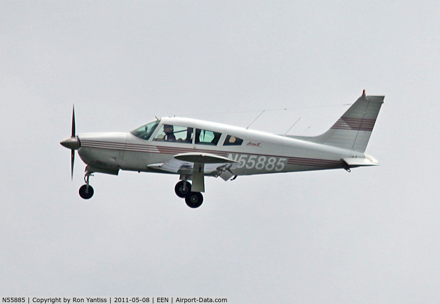 N55885, 1973 Piper PA-28R-200 Cherokee Arrow C/N 28R-7335305, Final turn on approach to Keene, NH