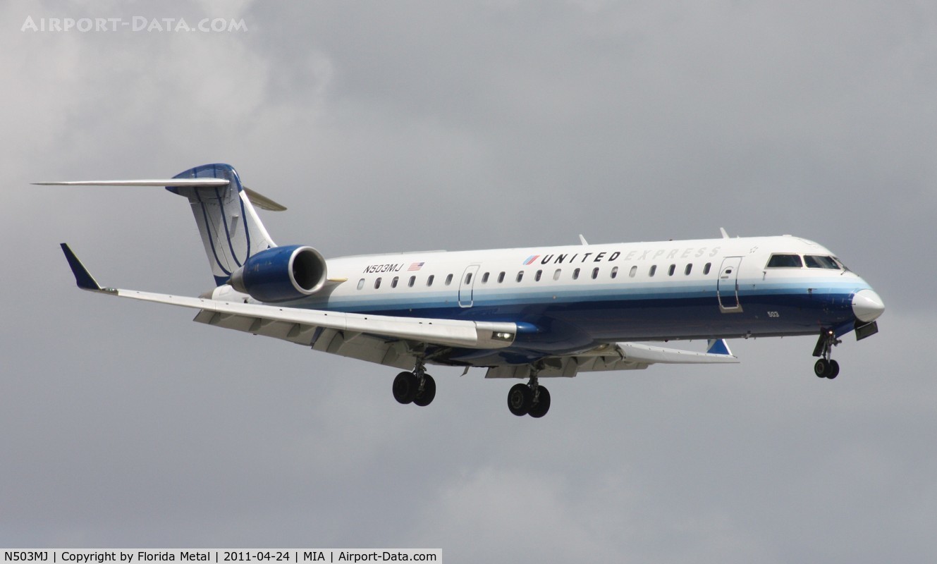 N503MJ, 2002 Bombardier CRJ-700 (CL-600-2C10) Regional Jet C/N 10058, United Express CRJ700