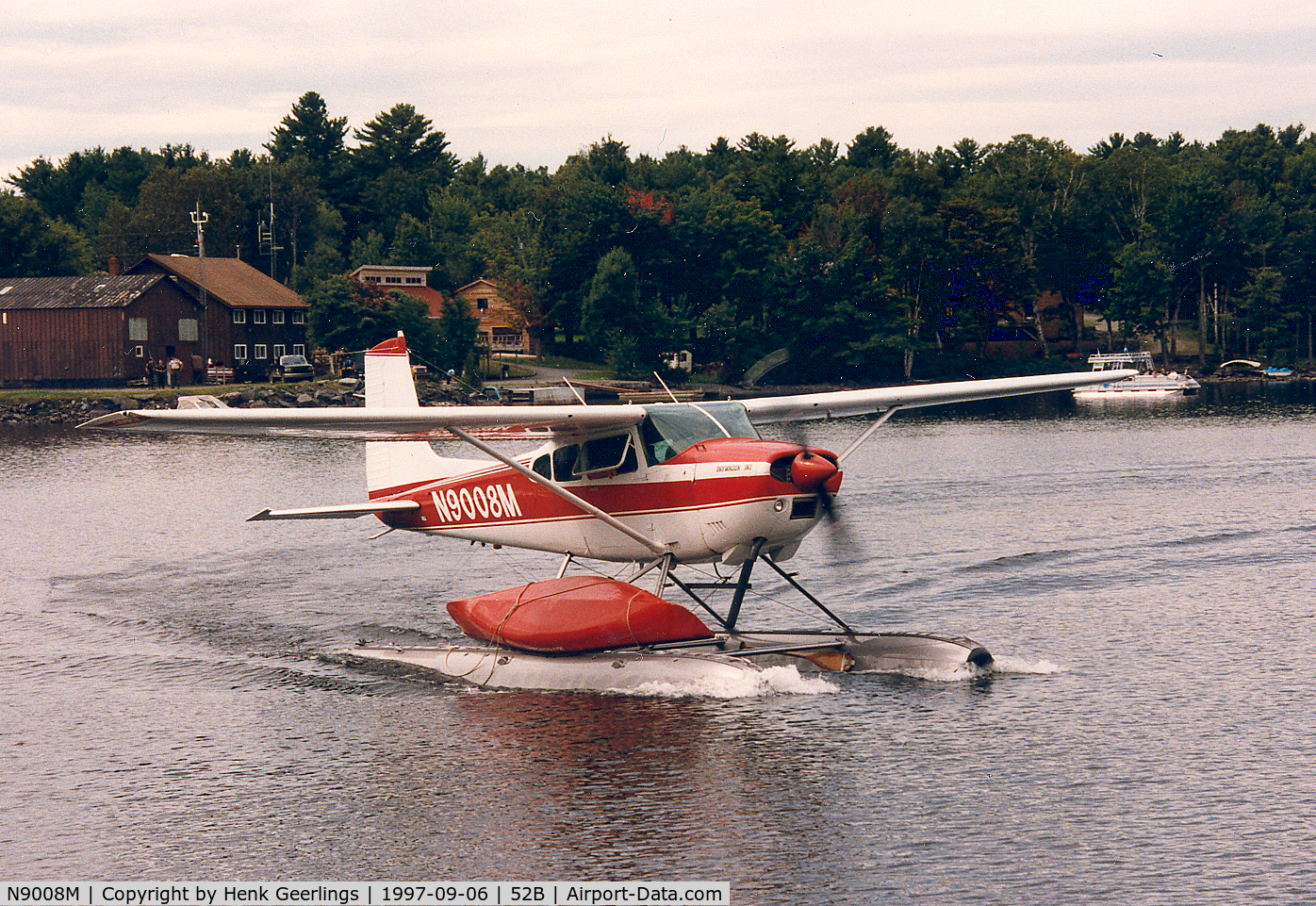 N9008M, 1969 Cessna 180H Skywagon C/N 18052108, Greenville Seaplane Base , Greenville , Main, Moosehead Lake
