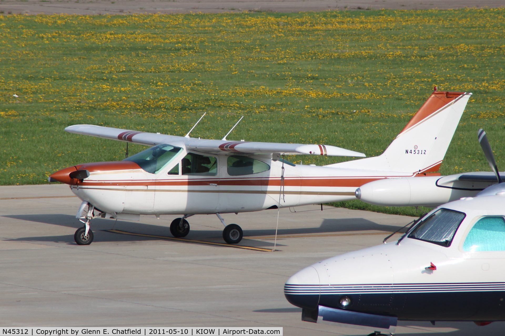 N45312, 1976 Cessna 177RG Cardinal C/N 177RG1102, Photographed from the observation deck