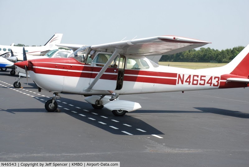 N46543, 1968 Cessna 172K Skyhawk C/N 17257340, Taken on ramp of KMBO.