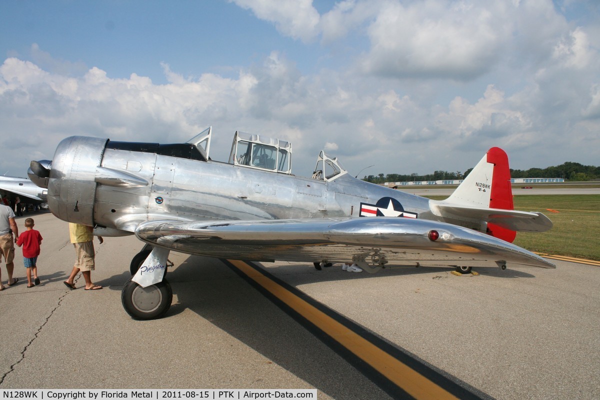 N128WK, 1952 North American AT-6G Texan C/N 168-102 (49-2998), AT-6G