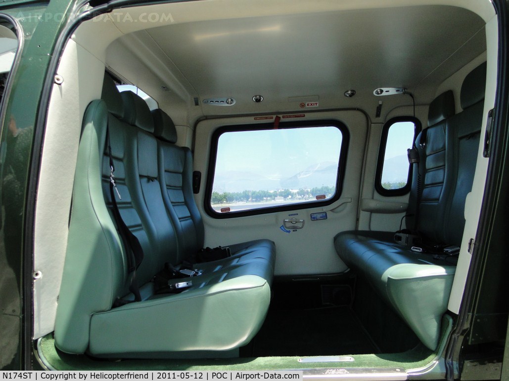 N174ST, 2001 Agusta A-109E Power C/N 11115, Comfortable seating for six people