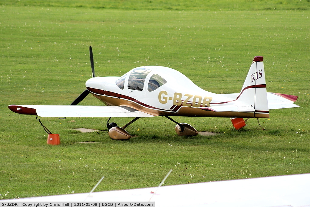 G-BZDR, 2000 Tri-R Kis TR-1 C/N 9403, Visitor from Sleap