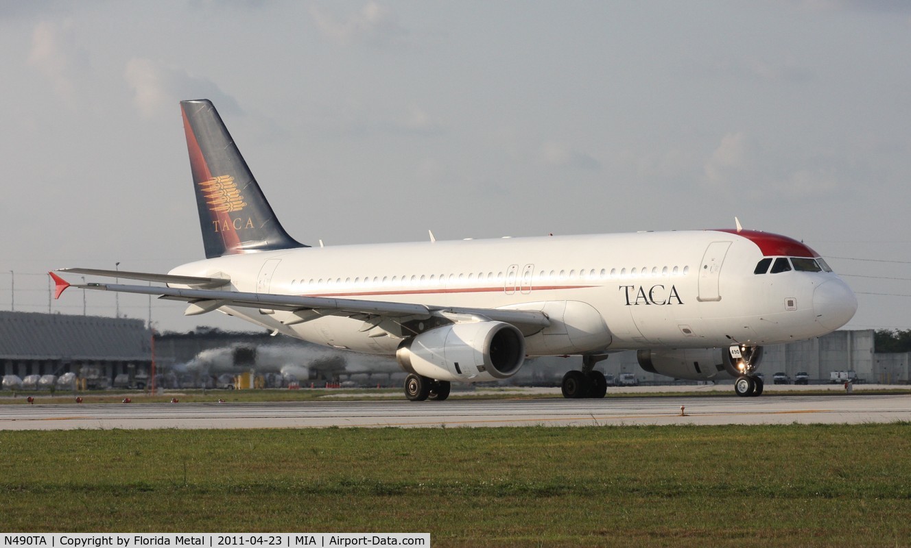 N490TA, 2004 Airbus A320-233 C/N 2282, Taca A320