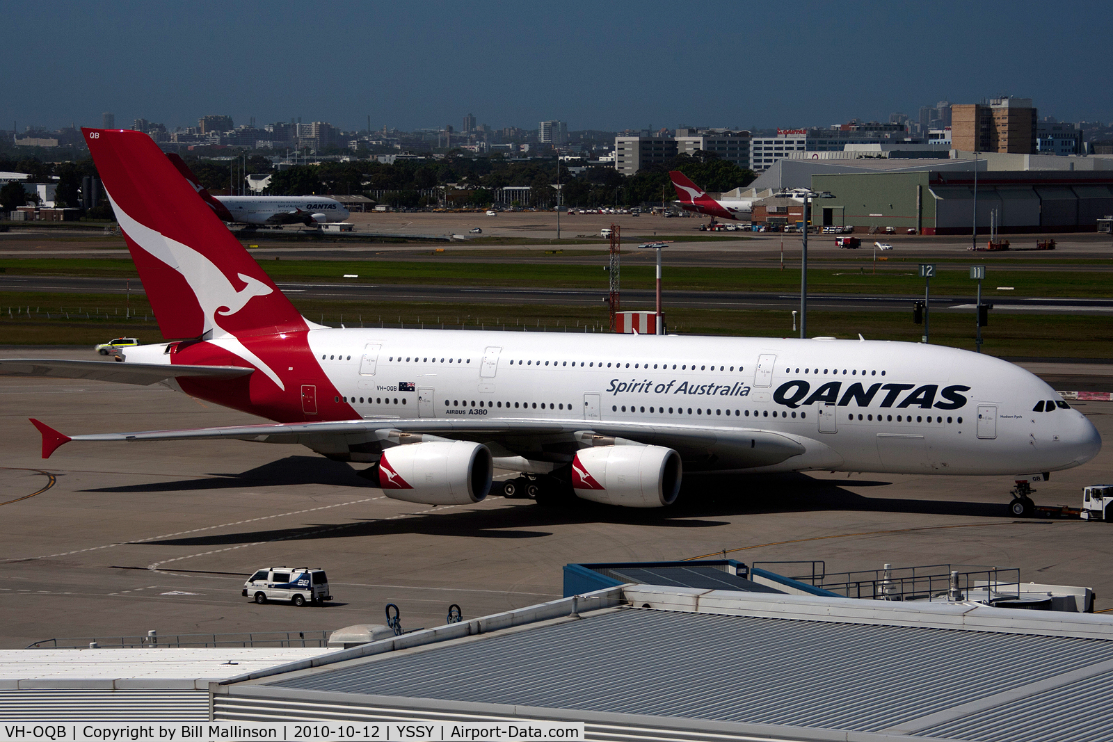 VH-OQB, 2008 Airbus A380-842 C/N 015, puching back