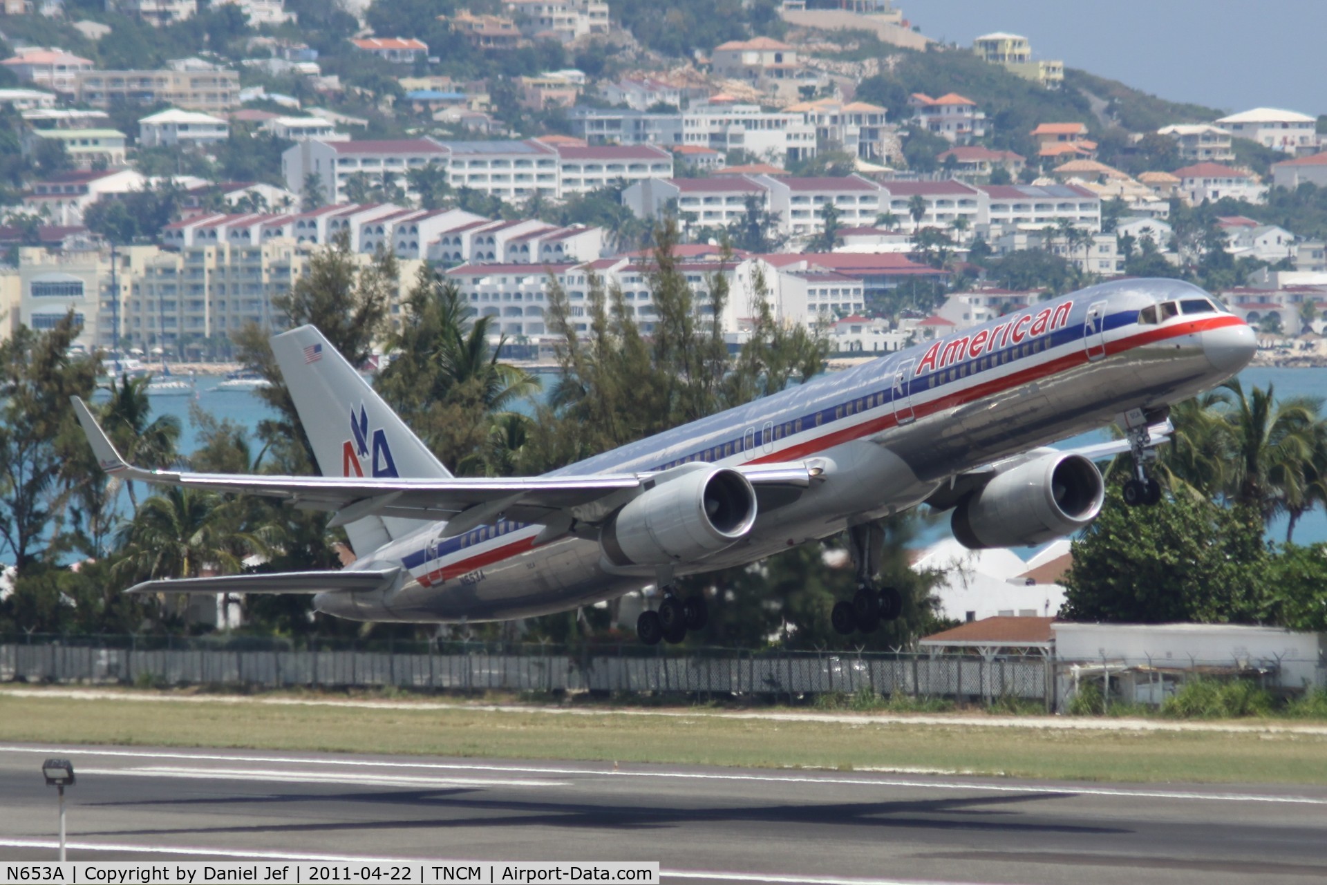 N653A, 1991 Boeing 757-223 C/N 24611, American airlines N653A departing TNCM runway 28