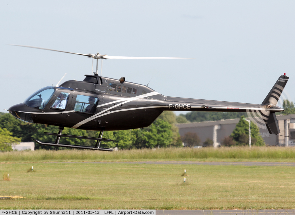 F-GHCE, Bell 206B JetRanger II C/N 2092, Arriving from flight...
