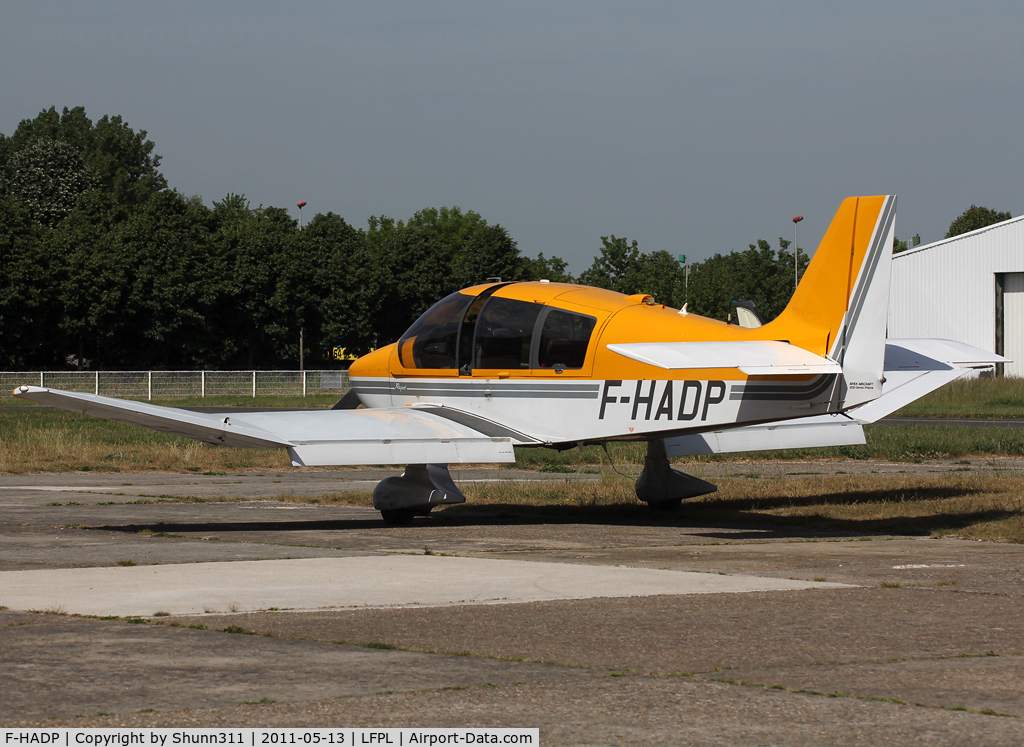 F-HADP, Robin DR-400-180 Regent C/N 2564, Parked...