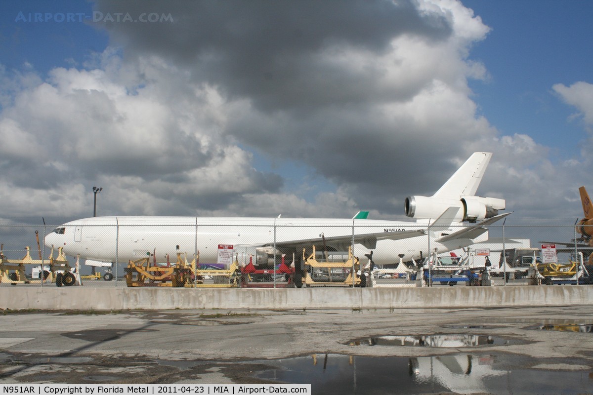 N951AR, 1991 McDonnell Douglas MD-11F C/N 48495, Skylease Cargo MD-11F