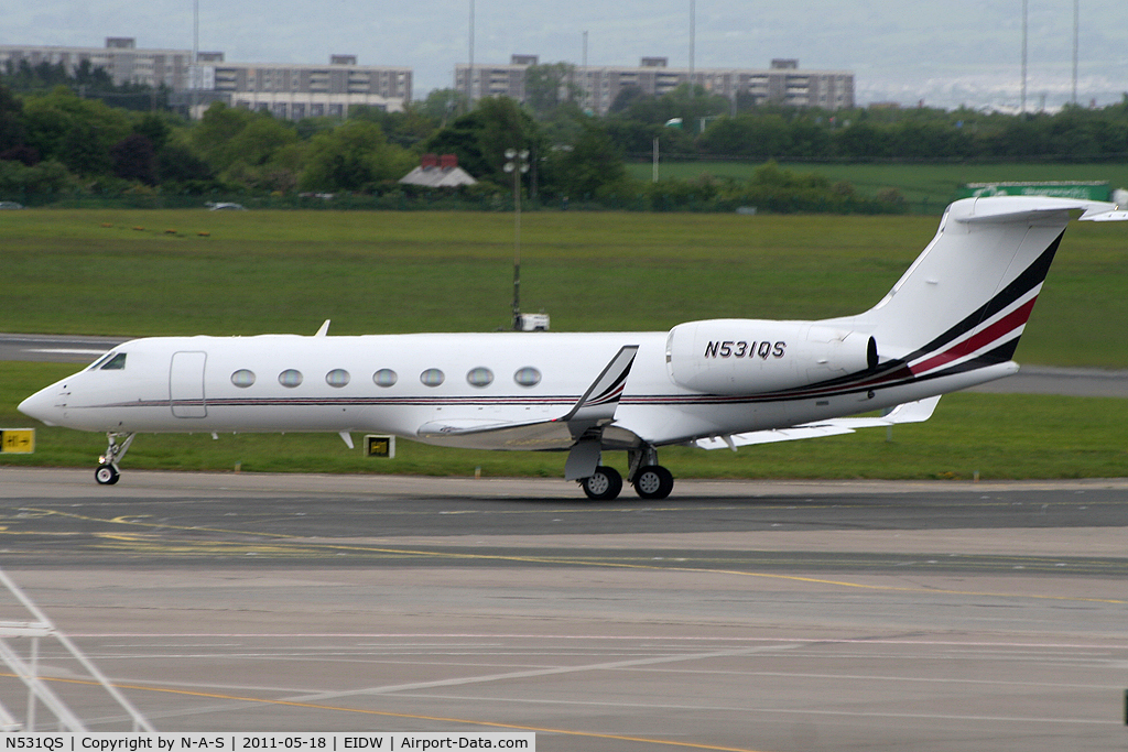 N531QS, 2006 Gulfstream Aerospace GV-SP (G550) C/N 5133, Heading for Departure