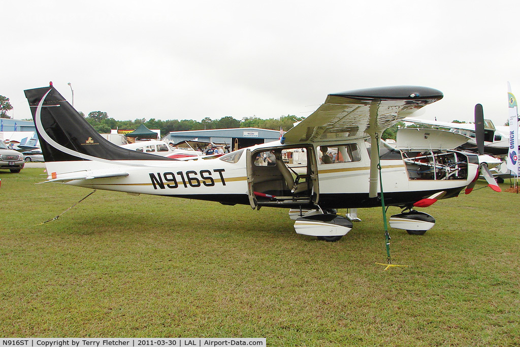 N916ST, 1999 Cessna 206H Stationair C/N 20608045, 1999 Cessna 206H, c/n: 20608045 in the 2011 Sun n Fun Static