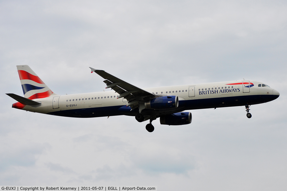 G-EUXJ, 2007 Airbus A321-231 C/N 3081, On approach to r/w 09L