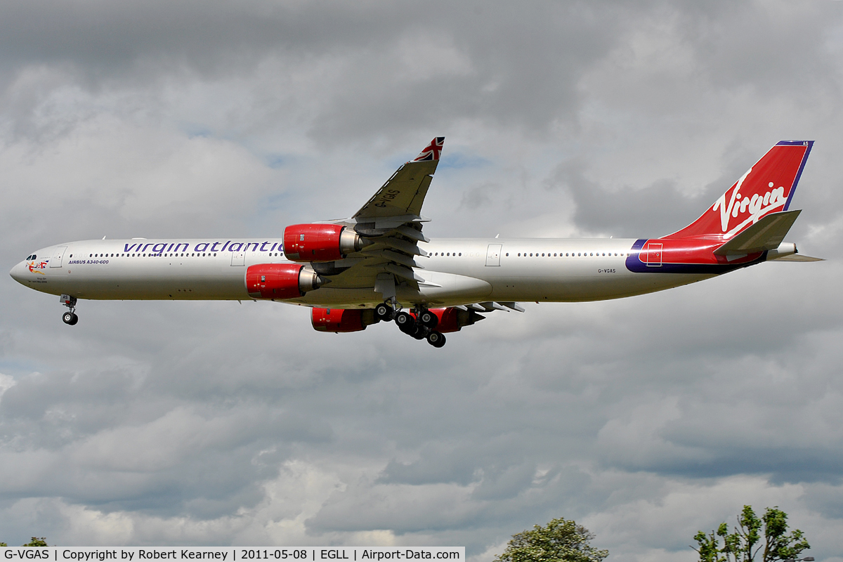 G-VGAS, 2005 Airbus A340-642 C/N 639, Approaching r/w 27L