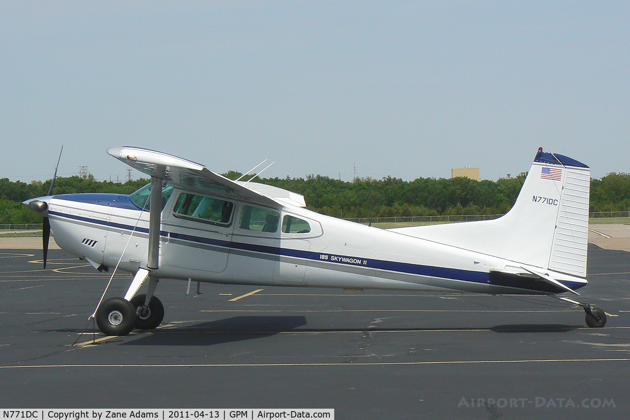 N771DC, Cessna A185F Skywagon 185 C/N 18504205, At Grand Prairie Municipal