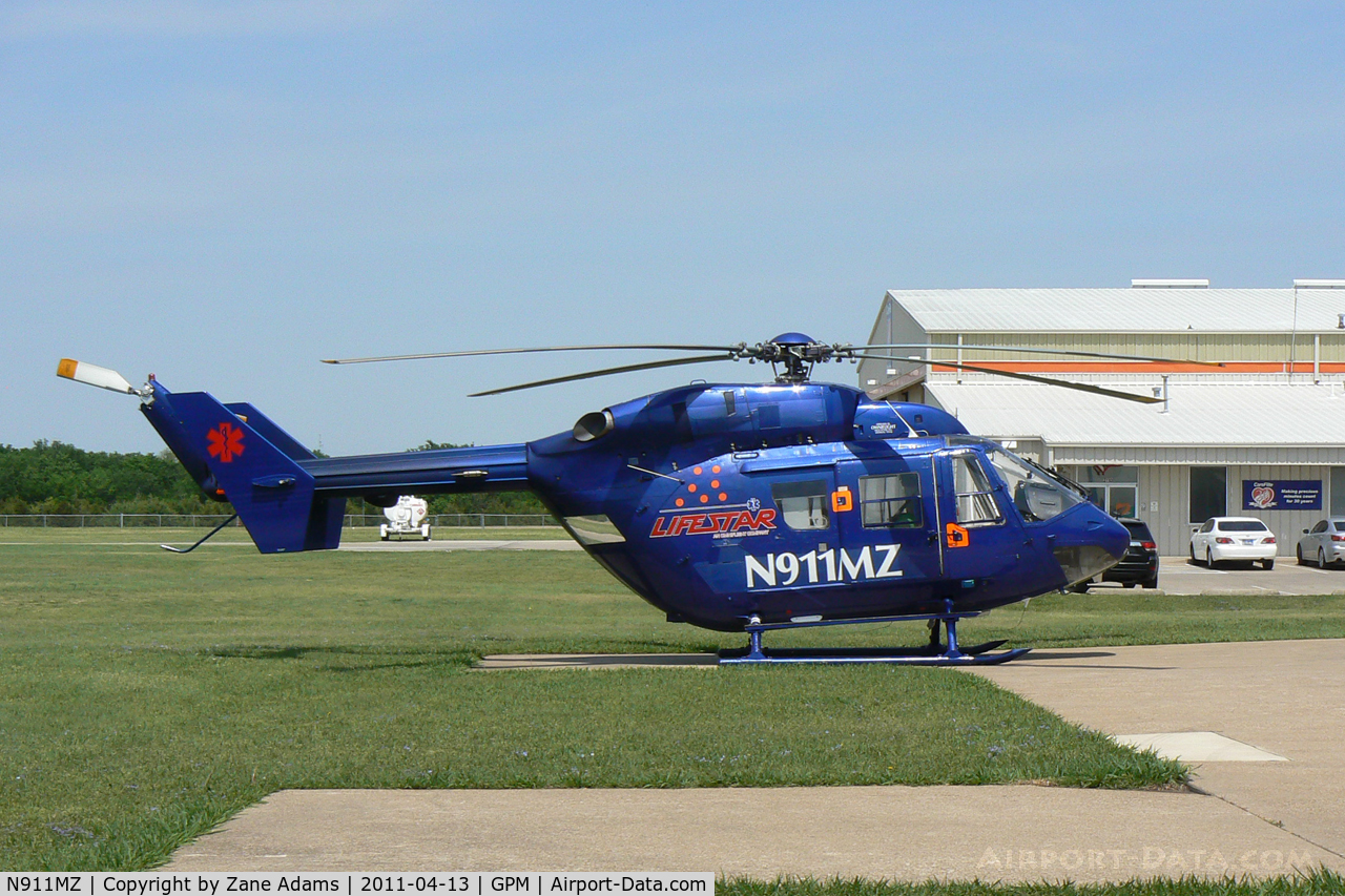 N911MZ, 1986 Eurocopter-Kawasaki BK-117A-4 C/N 7098, At Grand Prairie Municipal Airport