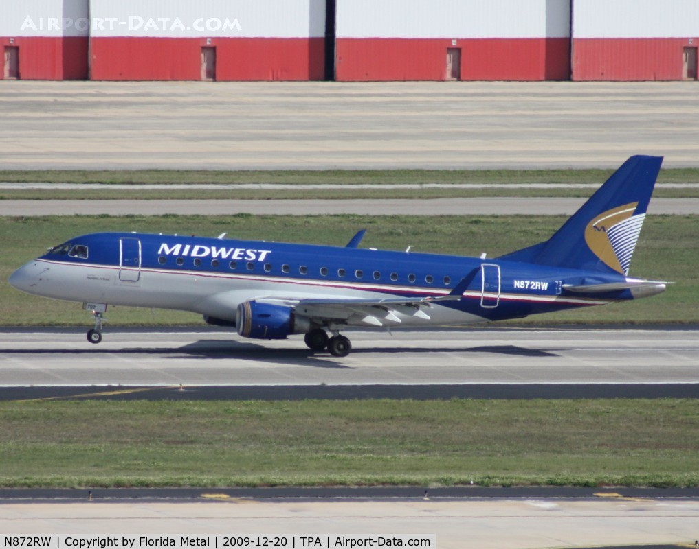 N872RW, 2006 Embraer ERJ 170-100 SE C/N 17000143, Midwest E170