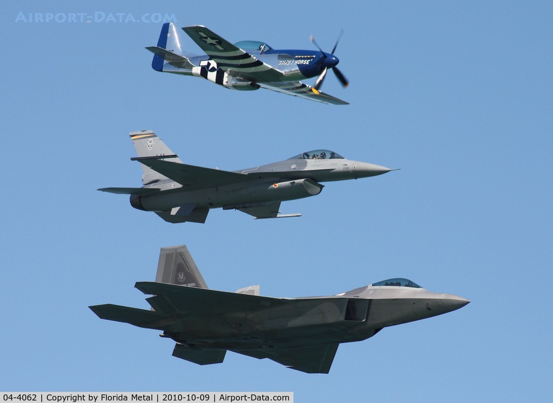 04-4062, 2004 Lockheed Martin F-22A Raptor C/N 4062, F-22, F-16 and P-51 Heritage Flight over Daytona Beach