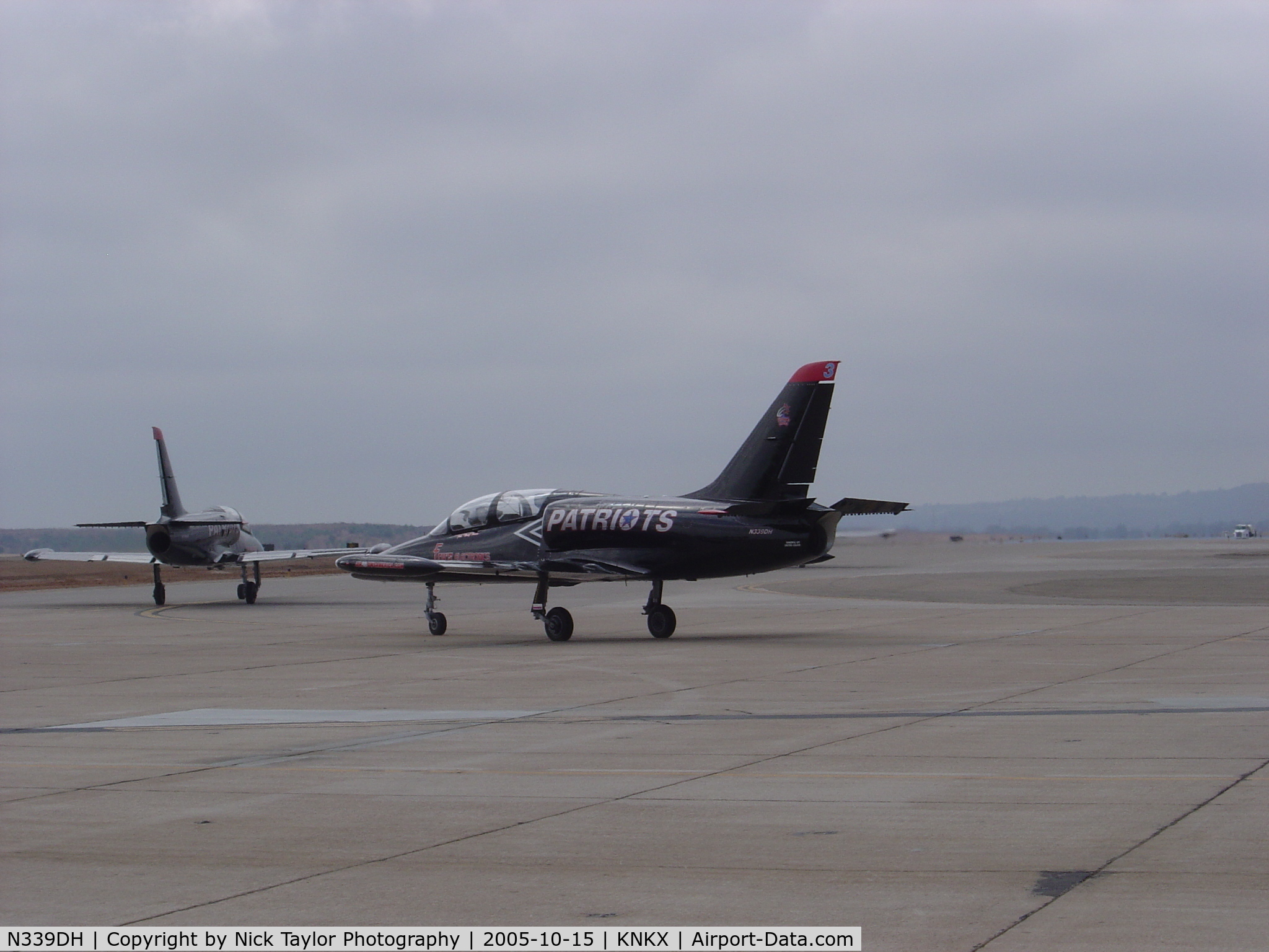 N339DH, 1983 Aero L-39C Albatros C/N 332622, #3 heads out with another Patriot at the 05 MCAS Miramar Airshow