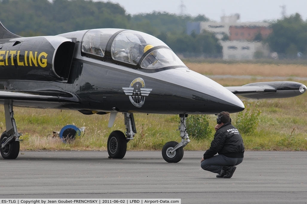 ES-TLG, Aero L-39 Albatros C/N 131849, Breitling Team for Biscarosse meeting
