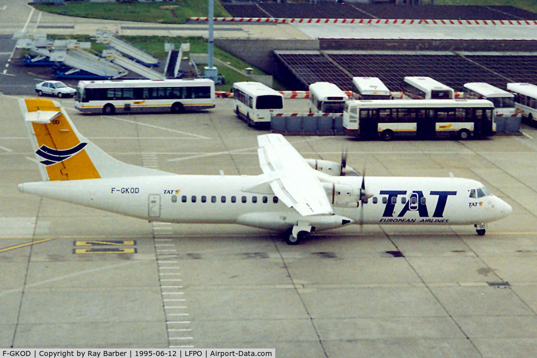 F-GKOD, 1992 ATR 72-202 C/N 313, Aerospatiale ATR-72-202 [313] (TAT) Paris-Orly~F 12/06/1995
