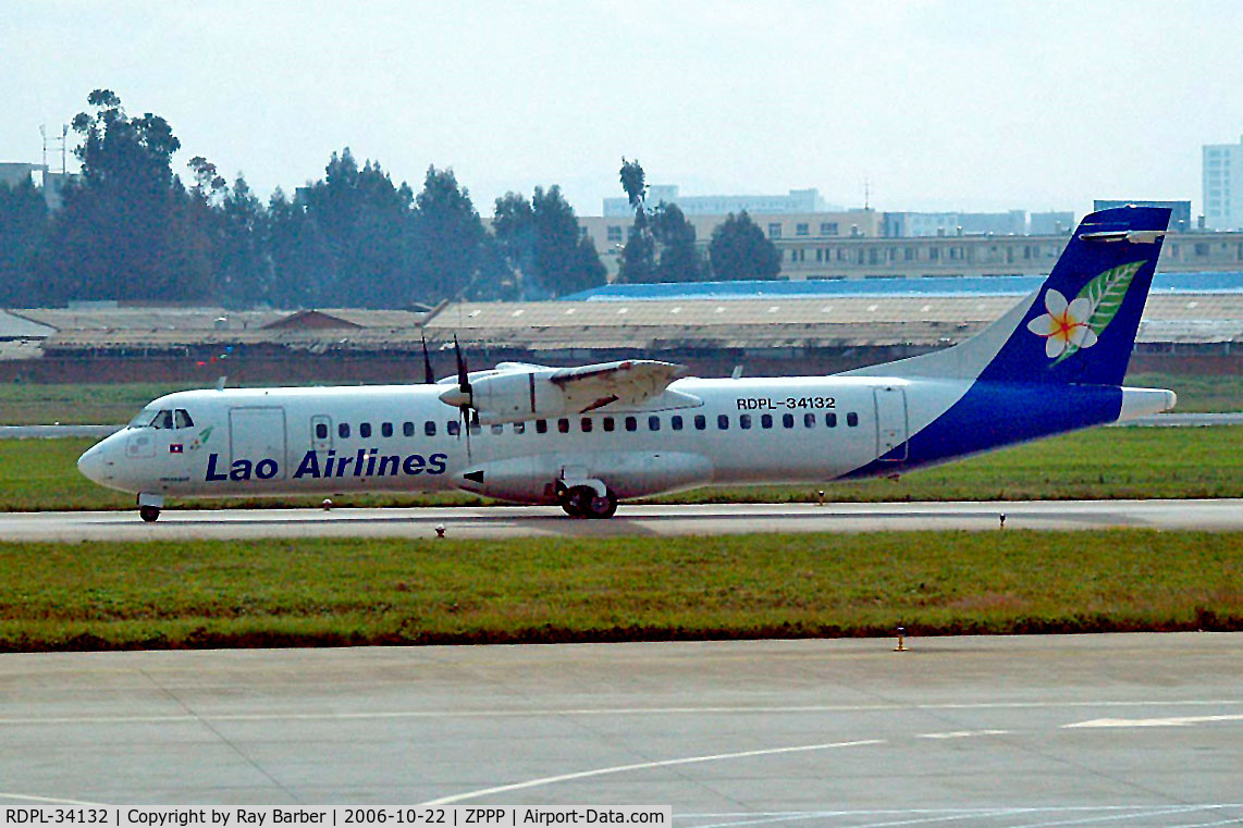 RDPL-34132, 1993 ATR 72-202 C/N 396, Aerospatiale ATR-72-202 [396] (Lao Airlines) Kunming-Wujiaba~B 22/10/2006