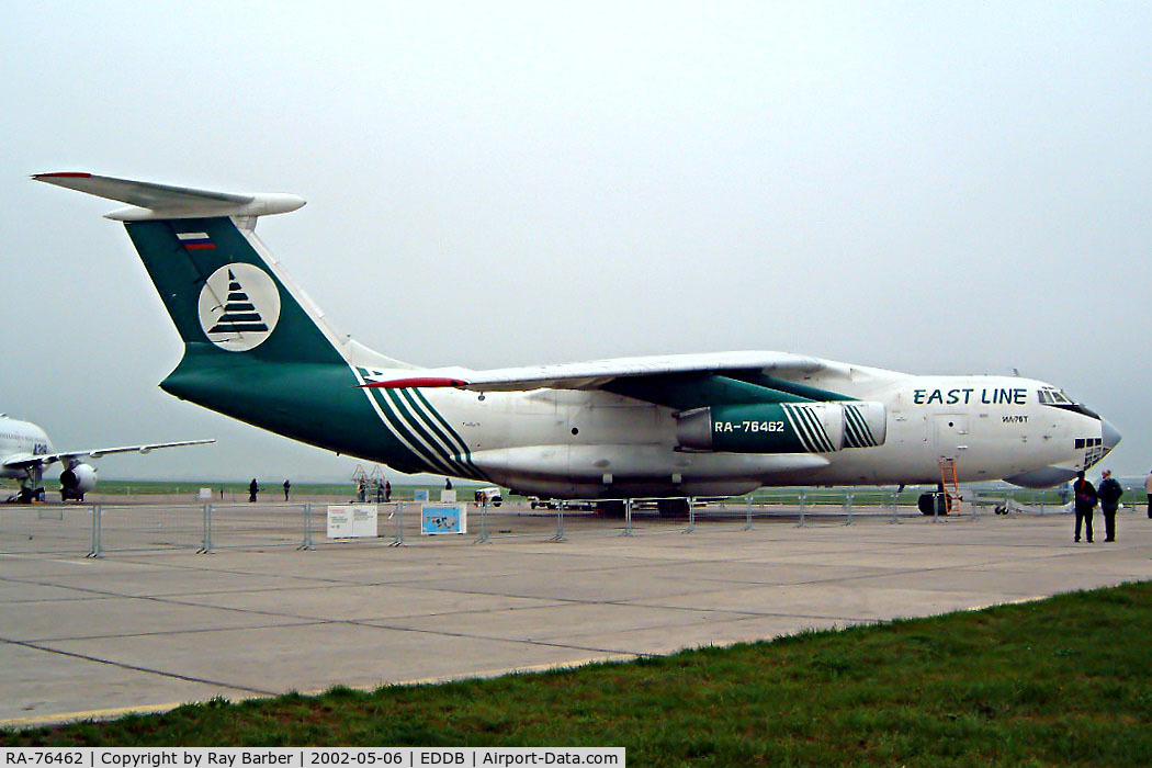 RA-76462, 1981 Ilyushin Il-76T C/N 0013432955, Ilyushin Il-76T [0013432955] East Line Airlines Berlin-Schonefeld~D 06/05/2002