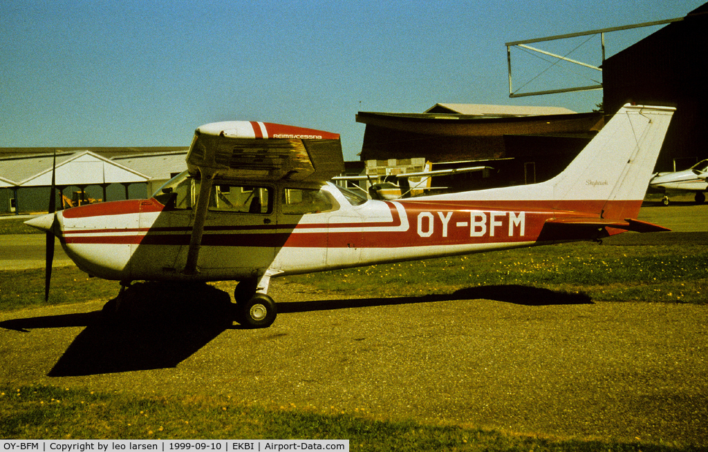 OY-BFM, 1973 Reims F172M Skyhawk C/N 1096, Billund 10.9.99