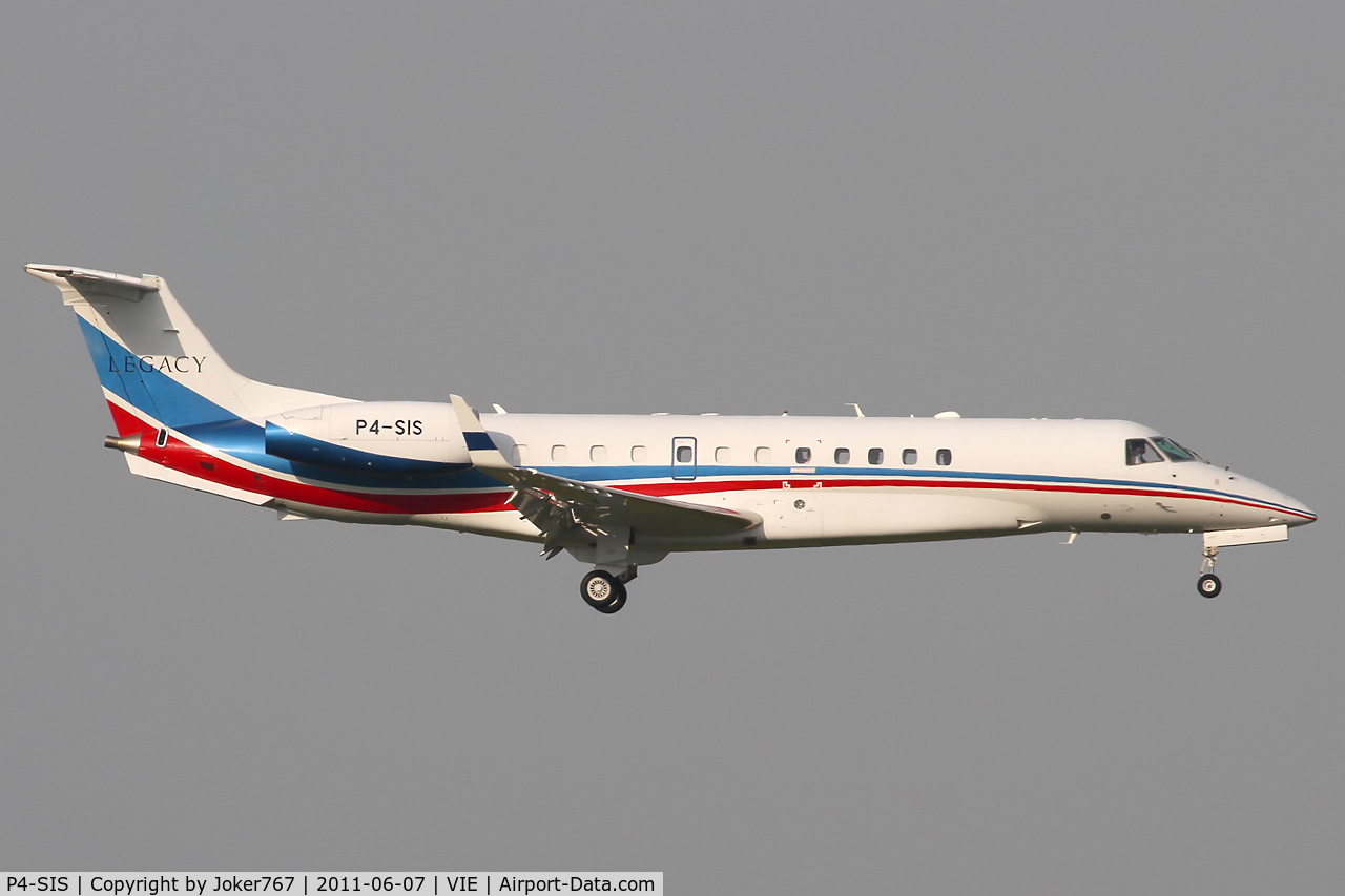 P4-SIS, Embraer EMB-135BJ Legacy C/N 14500586, Private