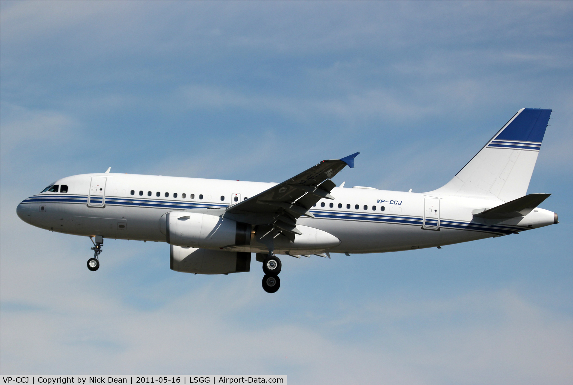 VP-CCJ, 2005 Airbus A319-133 C/N 2421, LSGG/GVA