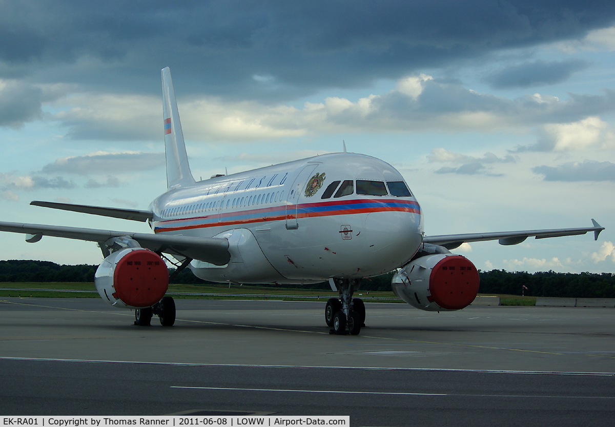 EK-RA01, 1998 Airbus A319-132 C/N 0913, Armenia Government Airbus A319