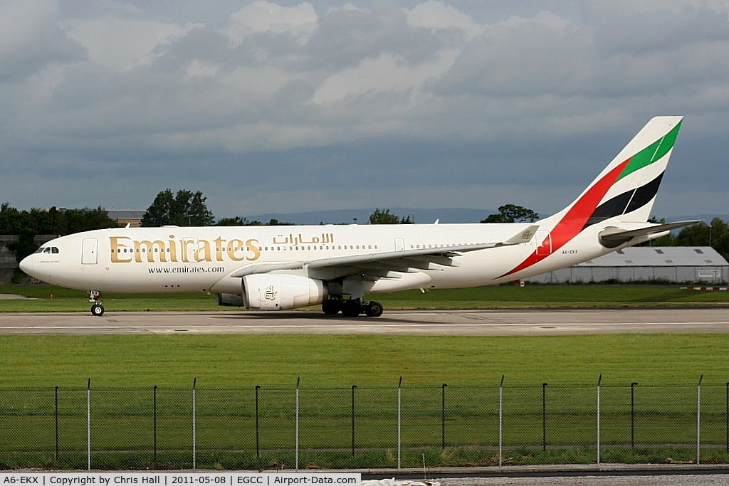 A6-EKX, 2000 Airbus A330-243 C/N 326, Emirates