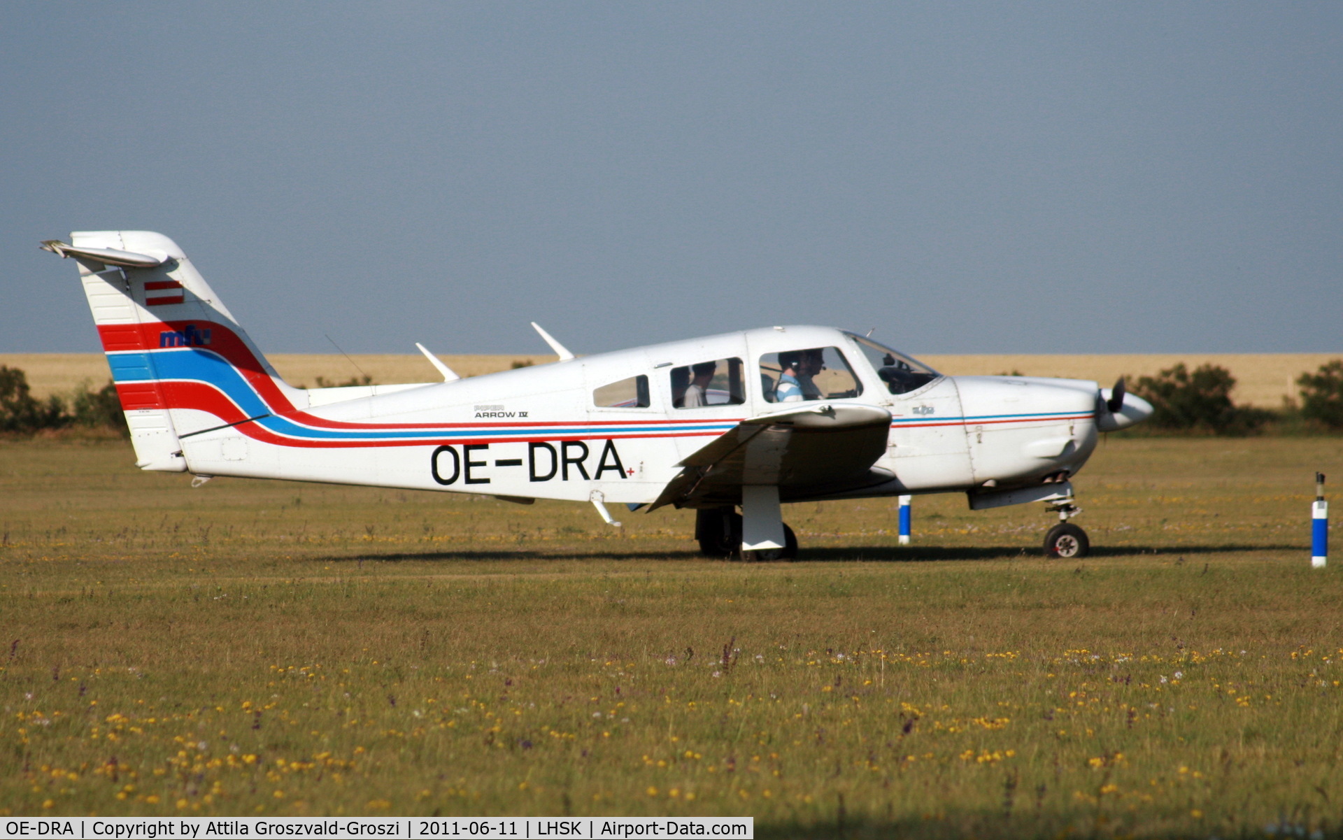 OE-DRA, Piper PA-28RT-201 Arrow IV C/N 28R-7918235, Siofok-Kiliti Airport, Hungary - Visitor