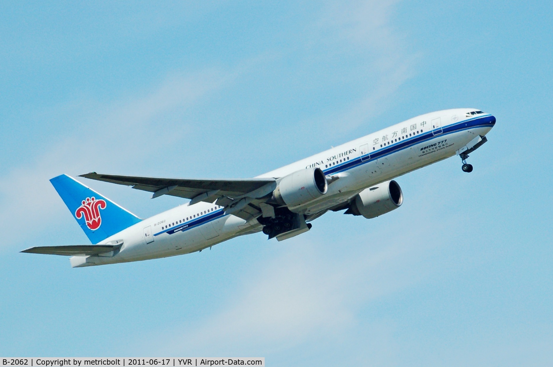 B-2062, 1998 Boeing 777-21B/ER C/N 27606, Flight CZ330 to CAN(Guangzhou)