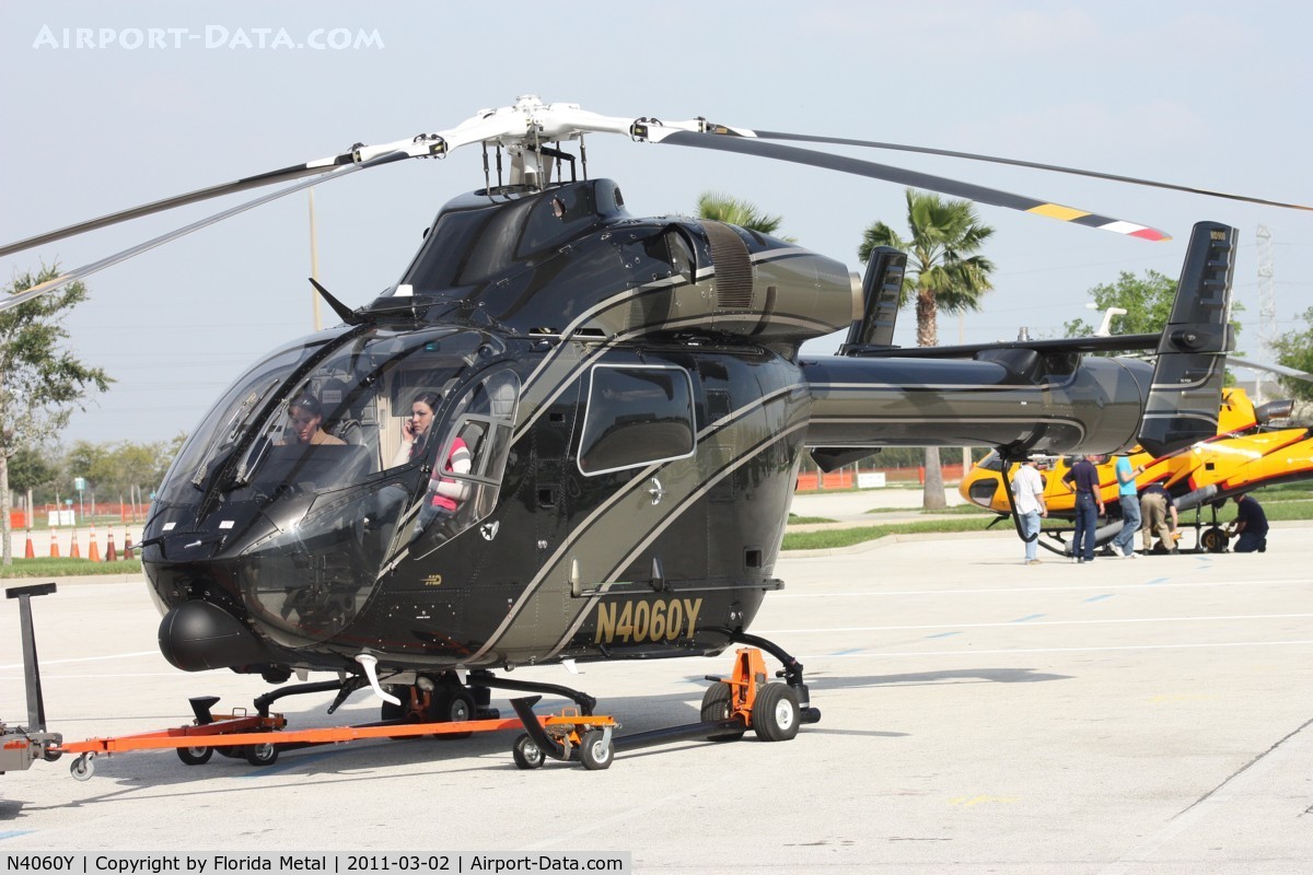 N4060Y, 2009 MD Helicopters MD-900 Explorer C/N 900-00136, MD 900 at Heliexpo Orlando