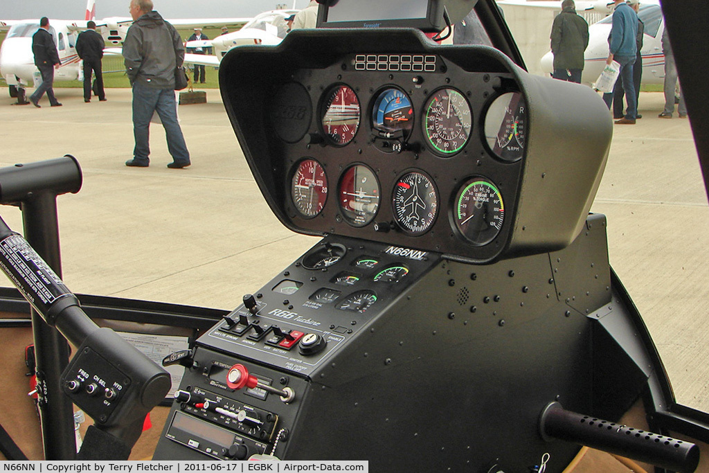 N66NN, 2011 Robinson R66 Turbine C/N 0016, Instrument panel inside the new Robinson R66 Helicopter