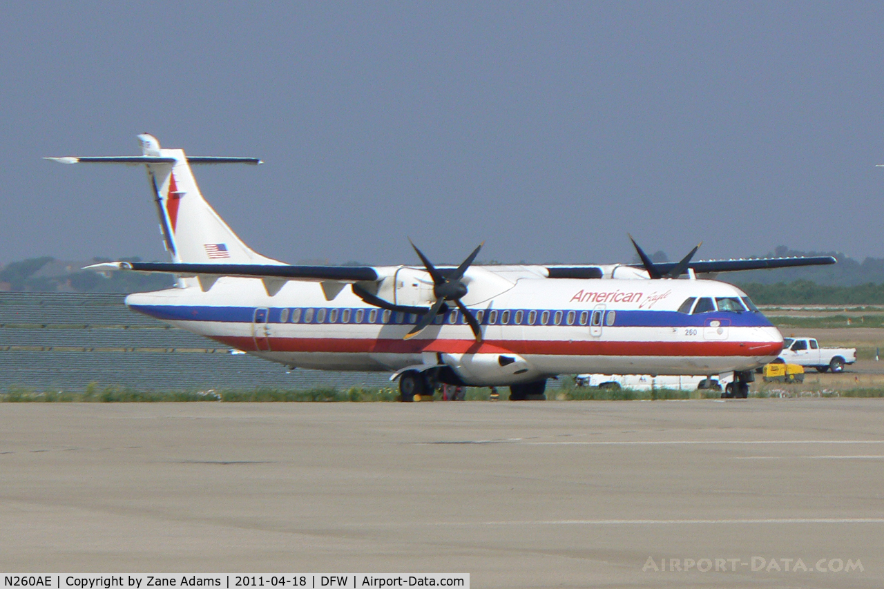 N260AE, 1991 ATR 72-212 C/N 263, At DFW Airport