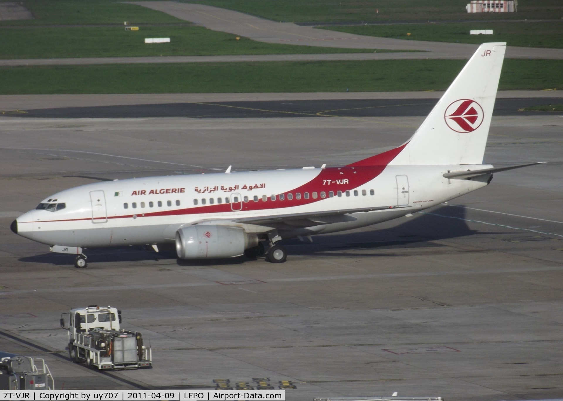 7T-VJR, 2002 Boeing 737-6D6 C/N 30545, was seconds to dock at South Terminal when posing for the camera