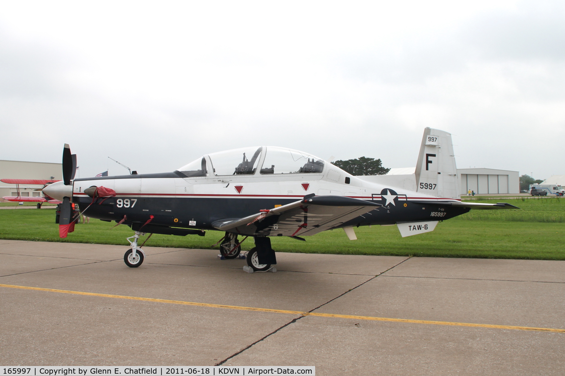 165997, Raytheon T-6A Texan II C/N PT-206, At the Quad Cities Air Show