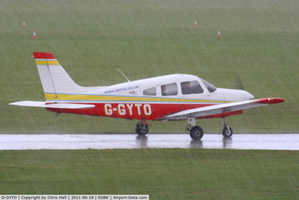 G-GYTO, 2000 Piper PA-28-161 Cherokee Warrior III C/N 2842082, at AeroExpo 2011
