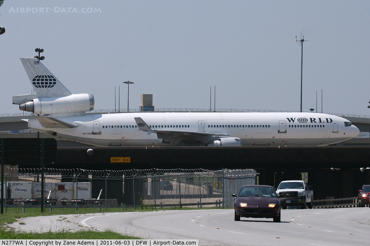 N277WA, 1995 McDonnell Douglas MD-11 C/N 48743, At DFW Airport